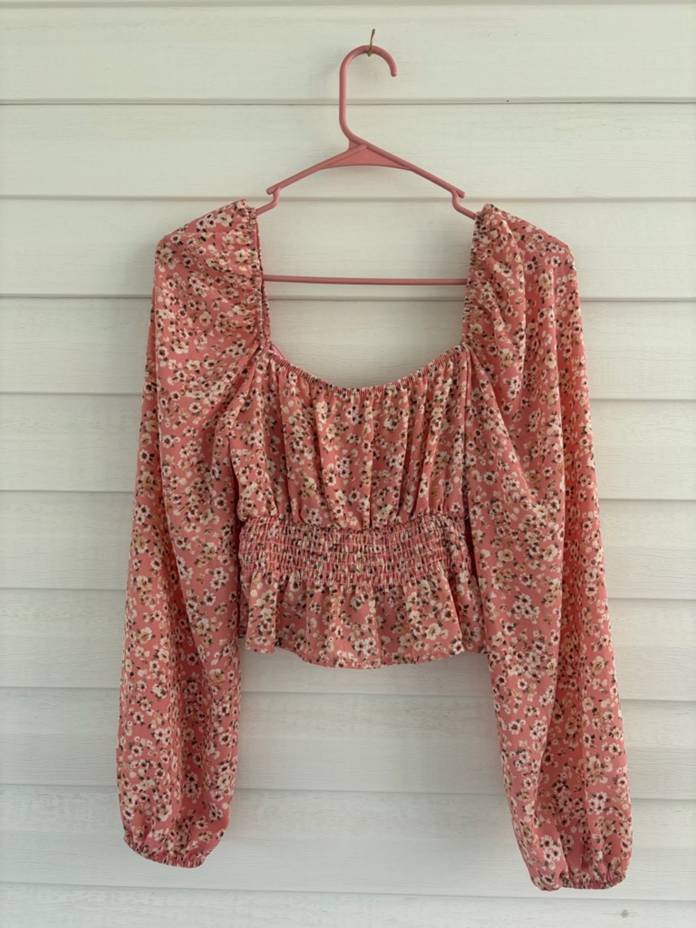 Altar'd State Pink White Floral Feminine Boho Flowy Romantic Puff Sleeve Top - Picture 2 of 8